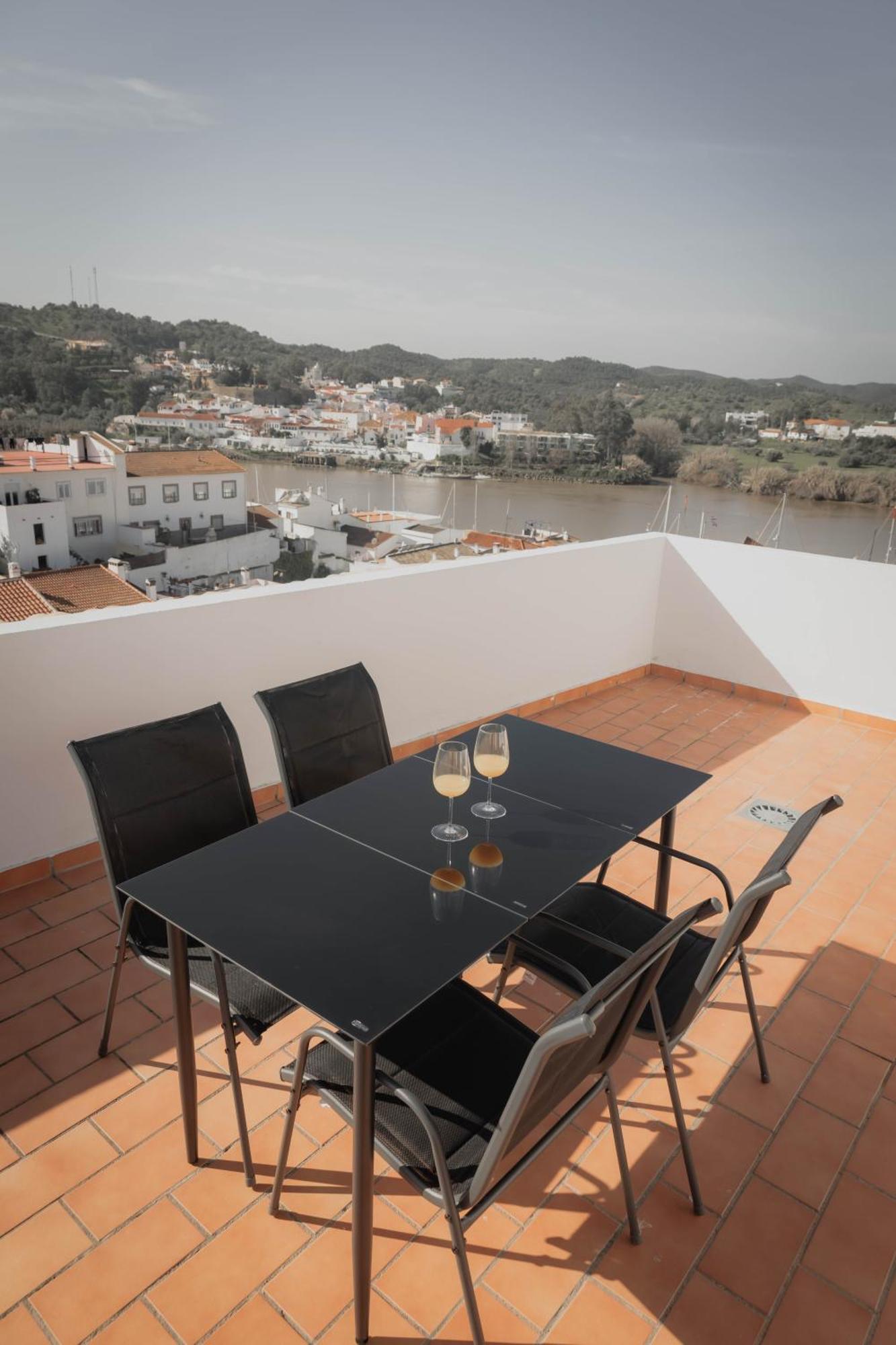 Residencial Neade Suites Sanlucar De Guadiana Exterior photo